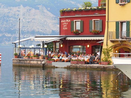 Tips About How To Save On Festivity Travel