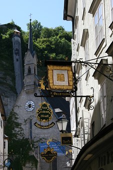 Travel Along With Guidebook Helping You With Major Discounts Combined With Discounts On Great Cheap