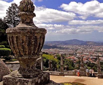 Avail Of Special European Sightseeing Tours And Learn Tips Unique Shopping Hubs And Events In Europe