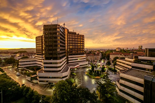 Experience Marvelous Packages On Accommodations Travel Plans Dining Plus Plane Fares Through Budget-