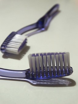Get The Best Dental Solution While Keeping Dental Costs Low