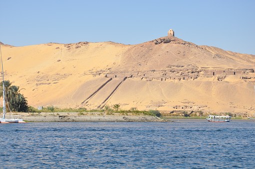 Cairo and Luxor sightseeing tour 2 days from Taba