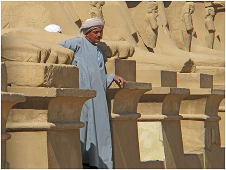 tour to explore the Bahariya egypt Oasis in 2 days