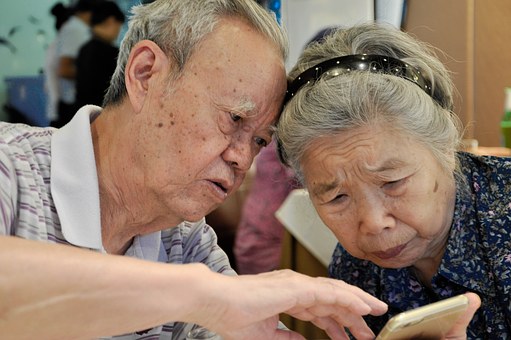 Finding The Best Holiday Insurance For Elderly People