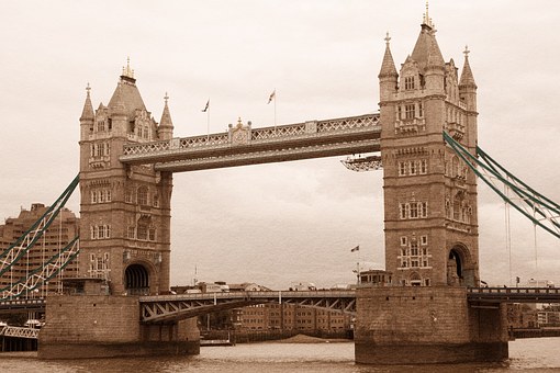 Amazing British Pubs Close To The Best London Hotels