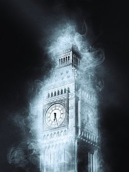How To Protect Your Belongings While They Are In Transit With London Movers