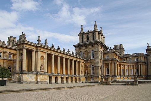 Luxury Accommodations - Top Hotels In London