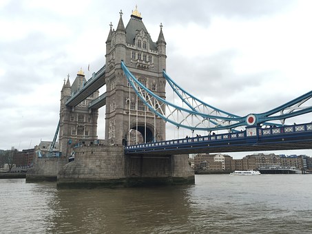 Hire A Chauffeur In London And Be Assured Of Having A Wonderful Time In London