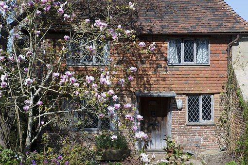 Locate The Most Amazing Shopping And Theater With A Tourists Guide To West London