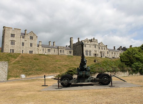What all is in store at London Olympics for Travellers near London Hotels?