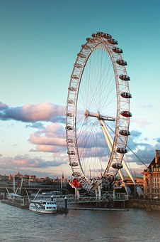 Art Comes To Life At Tate In Historic London