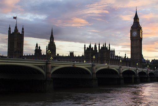 Planning A Perfect Last-minute Excursion? Pay Attention To These Clues On How To Score Score Travel