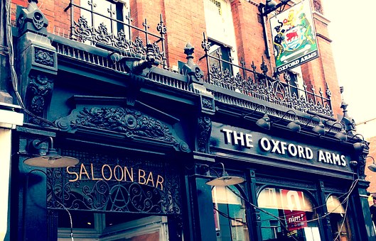 Savor Capital Of Scotland's Appealing Ways Of Hospitability Leisure Sightseeing Merry Making And Coo