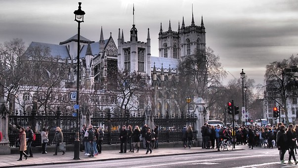 Do Your Homework, Decide Your Deal-Breaker And Book Early For Your Vacation Apartment In Paris by:Katia Provencher