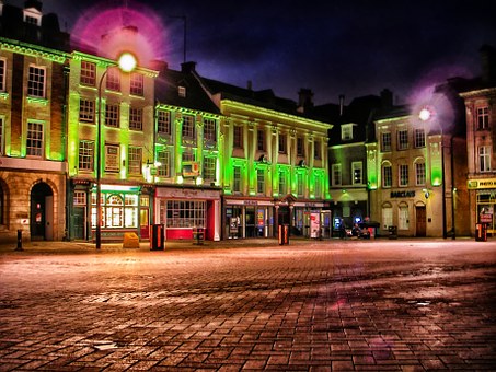Travel To/ Spend Your Holidays In Pretty Stylish London With Travel Agents