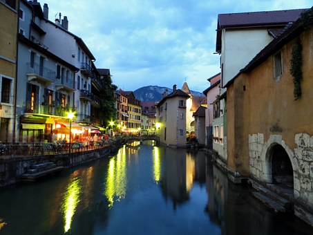 Cheap Hotels in Paris, France - Top 5