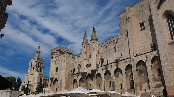 Paris Hotels - Instead Of A Roman Holiday, Why Not Go French?