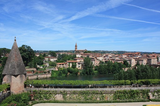 Visiting Beauty Travel To France