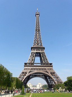 A run through the one of the most beautiful cities in the world, in the Paris International Marathon