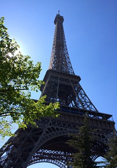 Cheap Holiday in Paris with Myparis