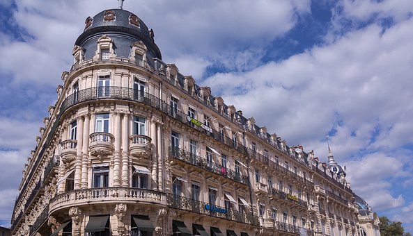 Interesting Paris Tour Packages