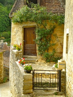 Buying A French Property? Useful Ideas To Guide You