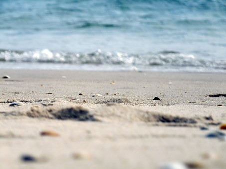 All Hotels In Kyrenia Have Sandy Beach And Golf Course at low Prices