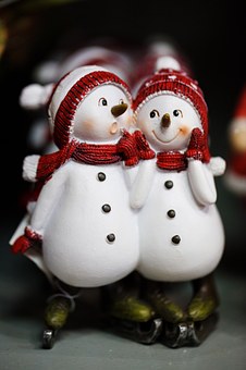 Cheap Ski Vacations by:Alisa Trusler