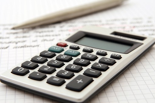 How Taking College Courses Turns Into Profits For Your Home Business