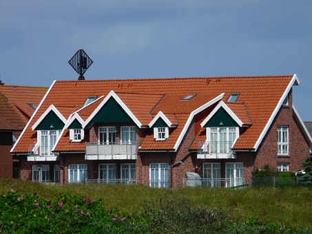 Buying Homes For Pennies On The Dollar