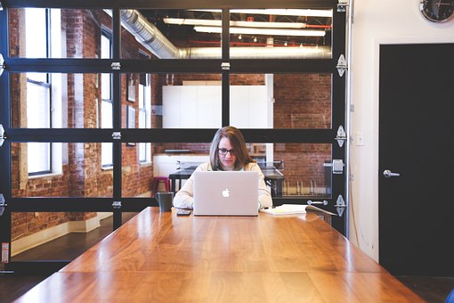 The Advantages & Disadvantages Of Working From Home & Some Ways You Can Start A Home Based Business