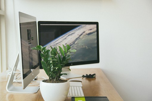 Home Based Online Business - 5 Persuasion Tips How To Write Articles Which Make The Readers To Click