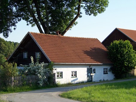 Interest Rate Jump Further Stifles Demand for Mortgages