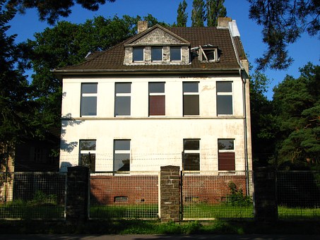 What does home insurance cover?