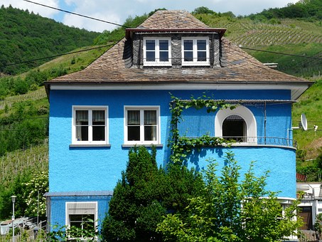 Why Choose Umbrella Real Estate To Sell Your Home?