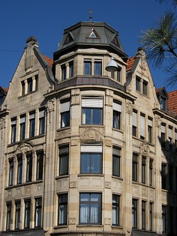 What Are The Benefits Of Investing In Condo Foreclosures And How To Make A Value Home Purchase?