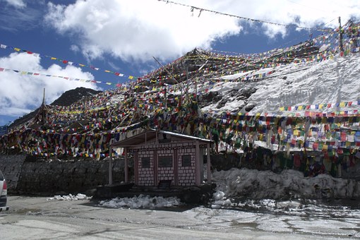 Ways to Enjoy Luxury Pilgrimage Tours of India