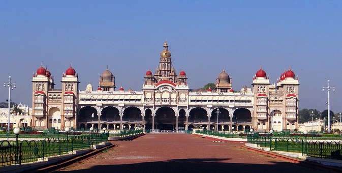 Property In Gurgaon is a Hot Destination Amongst NCR