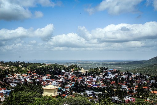 Tourist Spots in Raipur by:David H. Urmann