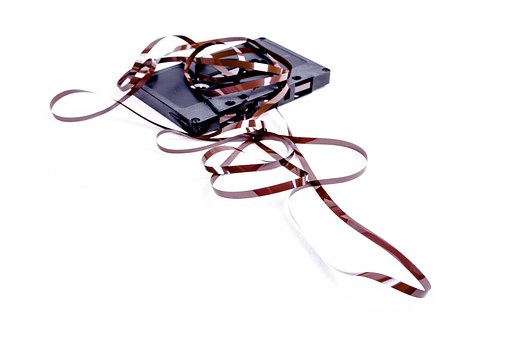 Invest In A Hearing Aid From One Of The Us Based Online Website Firms