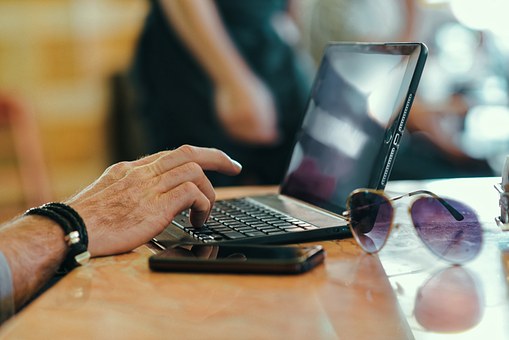 Should You Enrol In Online Event Management Courses?