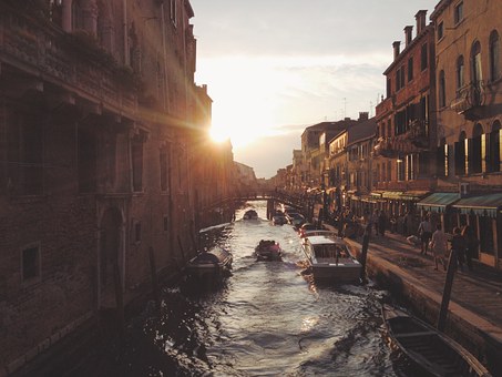 Traveling Through Tuscany