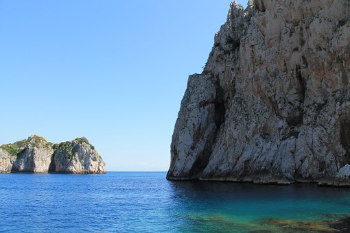 Honeymoon Travel Destinations For Adventurous Couples