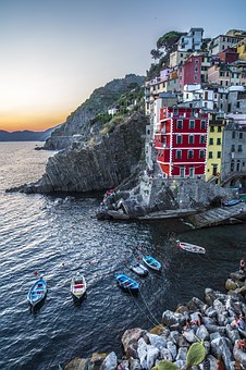 Looking For A Best Holiday Hotel In Italy