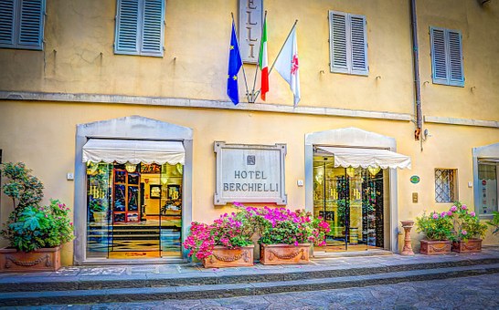 Car Hire in Italy for all your travel in the country