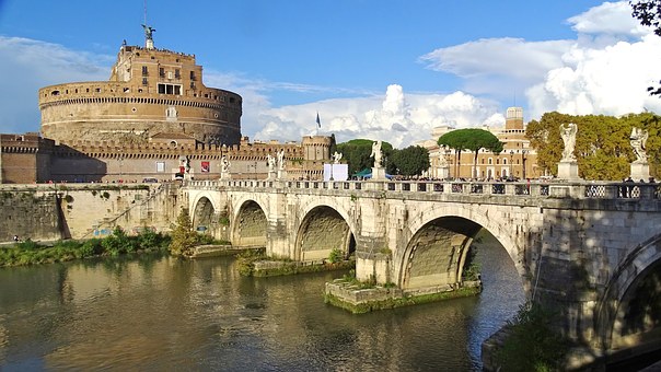Yacht Charter in Mediterranean: A Paradise for the Cruising Aficionados