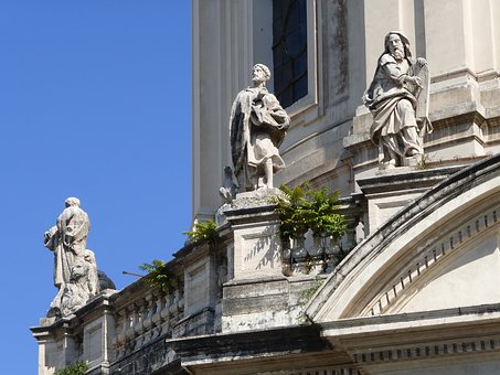 The Birth of Rome by:Paolo Pedica