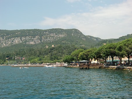 Enjoy Historic Sights & Magical Celebrations In Italys Trentino Region