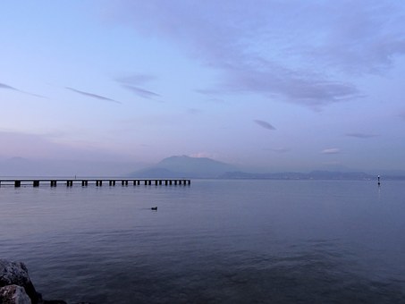 STAYING AT HOLIDAY COTTAGES IN ITALY