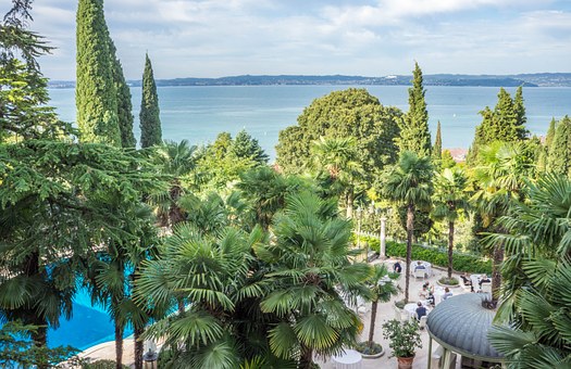 Italy Travel Guide
